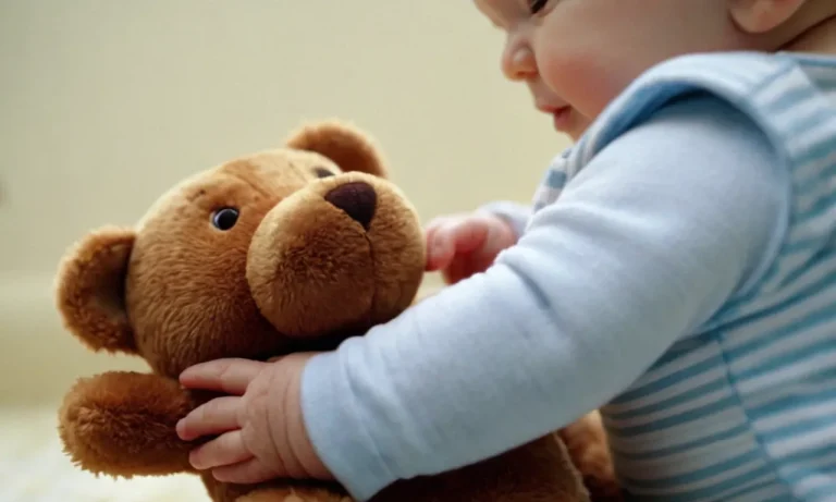 When Do Babies Get Attached To Stuffed Animals?